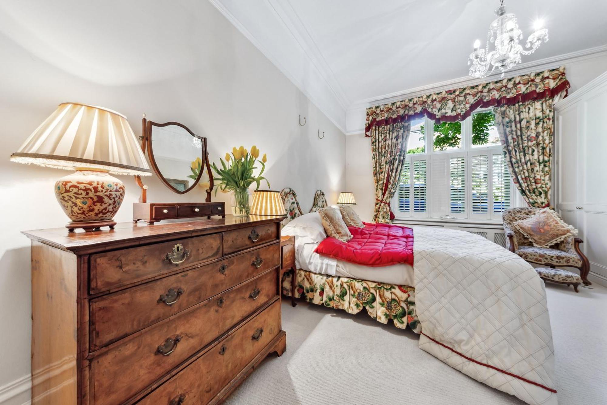 Wimbledon Village *